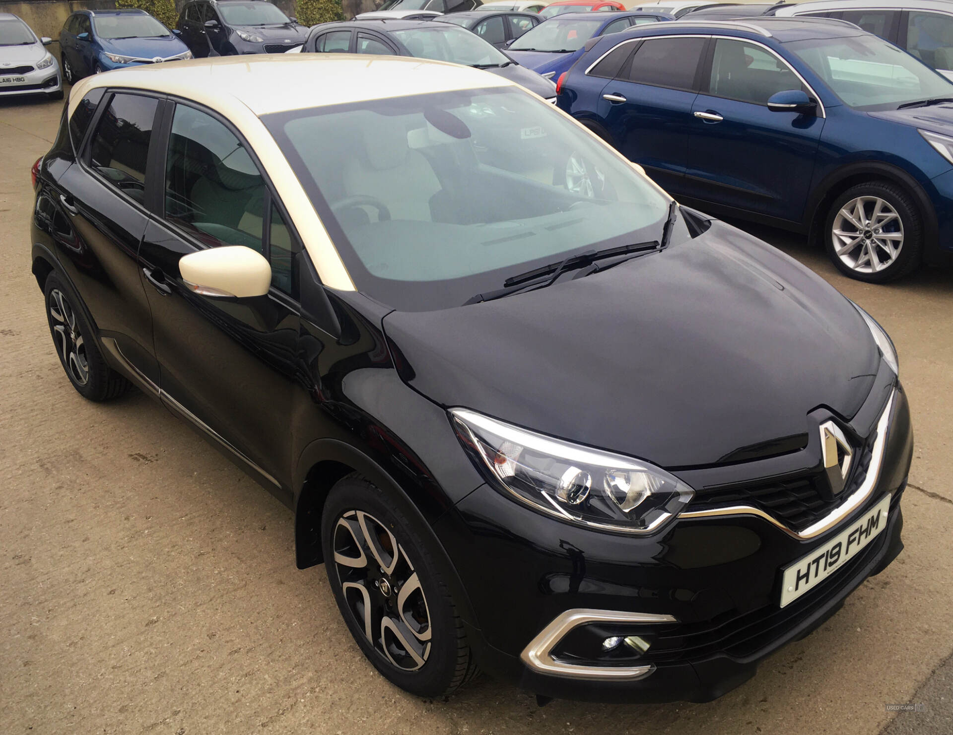 Renault Captur DIESEL HATCHBACK in Derry / Londonderry