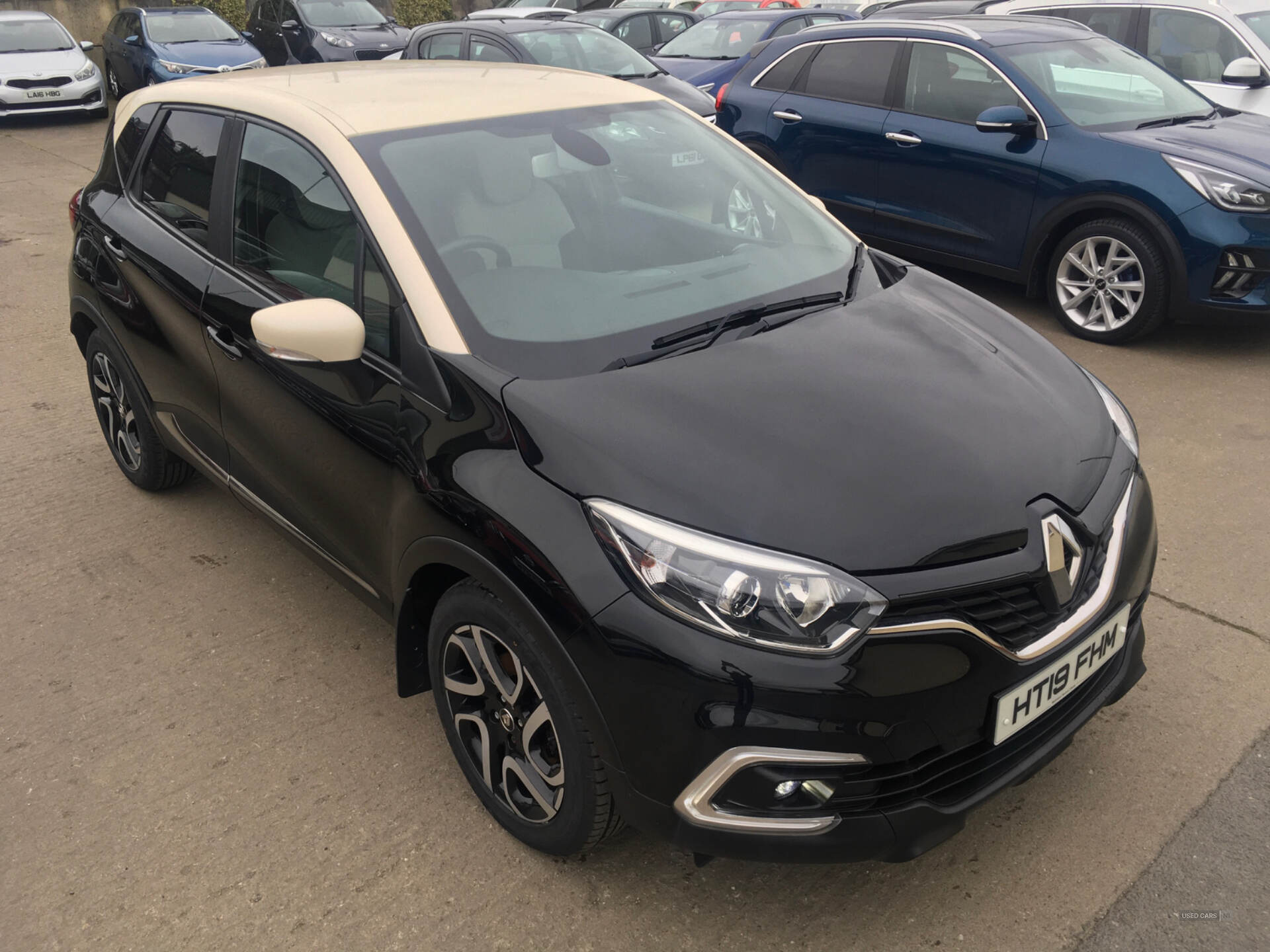 Renault Captur DIESEL HATCHBACK in Derry / Londonderry