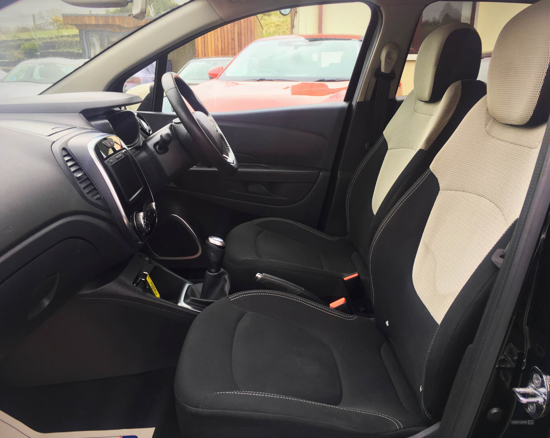Renault Captur DIESEL HATCHBACK in Derry / Londonderry