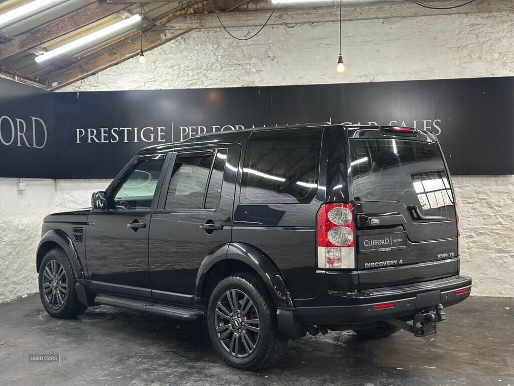 Nov 2015 Land Rover Discovery 4 3.0 SD V6 XS SUV 5dr Diesel Auto 4WD Euro 5 (255 bhp)