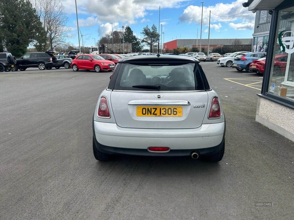 Mar 2010 MINI Hatch 1.6 Cooper 1.6 Cooper Camden 3dr