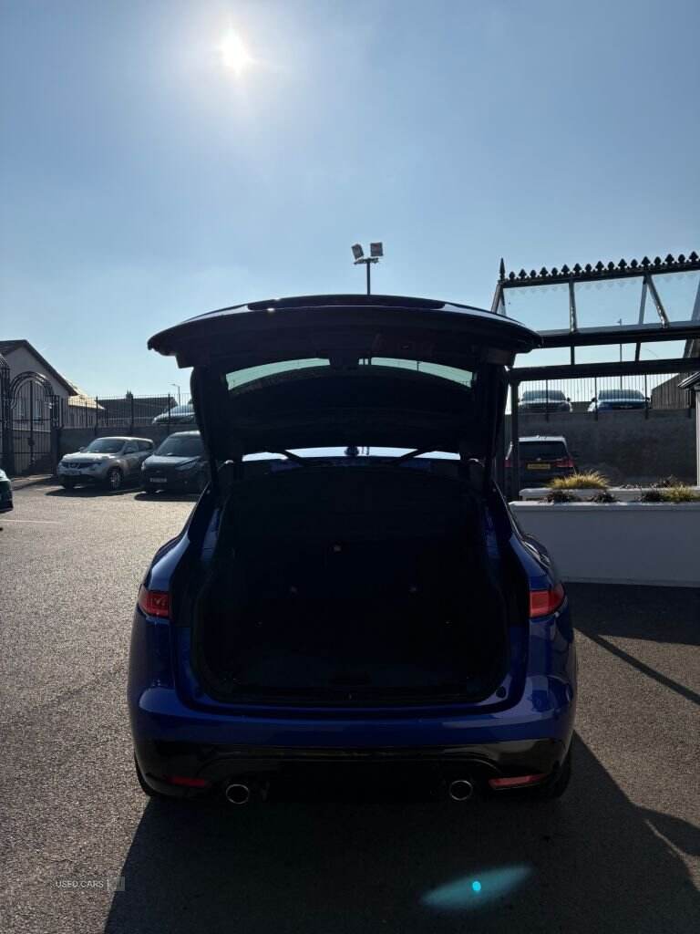 Sep 2018 Jaguar F-Pace 3.0d V6 S 5dr Auto AWD