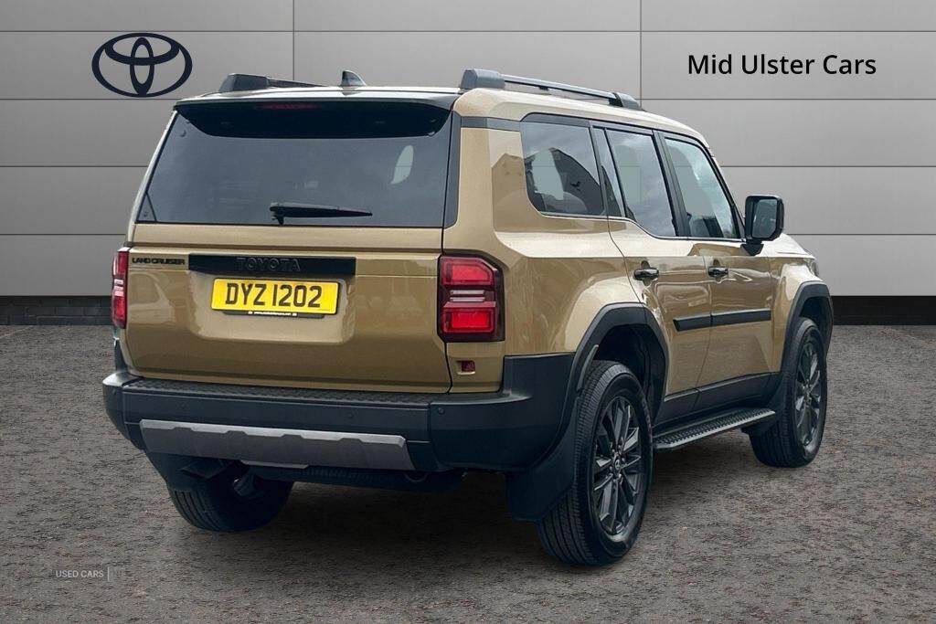 Jan 2025 Toyota Land Cruiser 2.8 D-4D 204 Invincible 5dr Auto 7 Seats