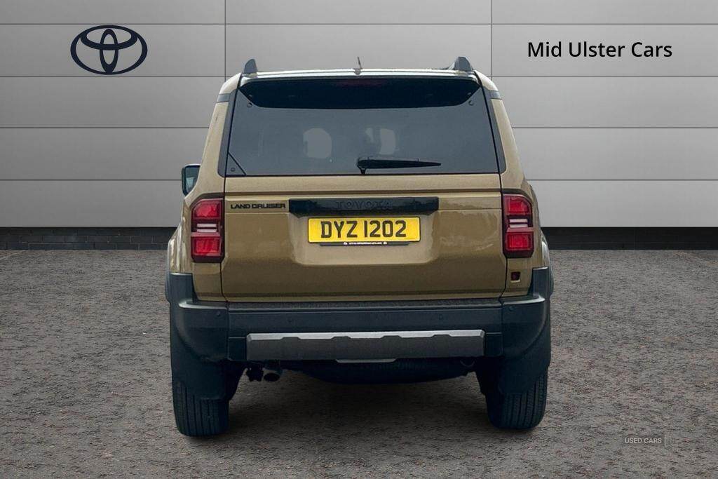 Jan 2025 Toyota Land Cruiser 2.8 D-4D 204 Invincible 5dr Auto 7 Seats