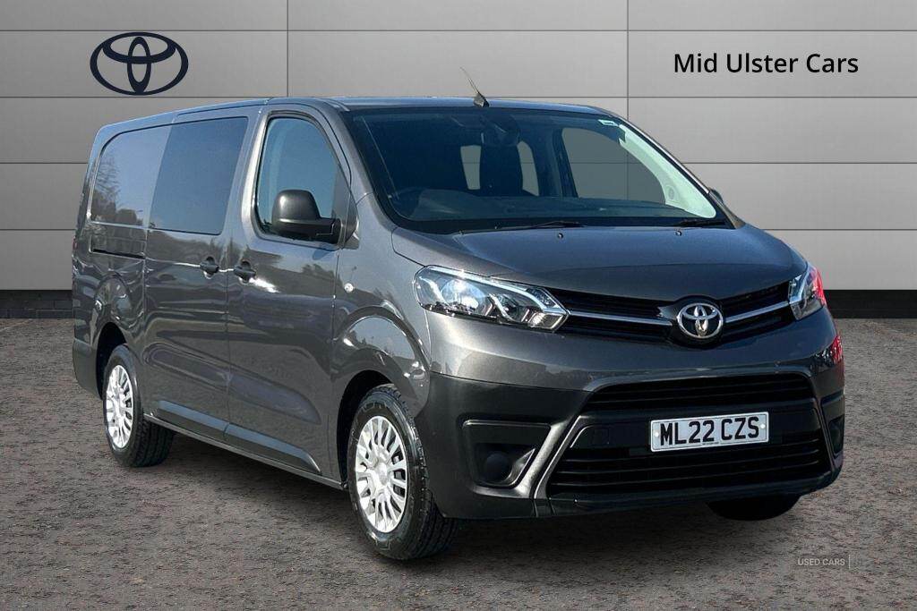 Mar 2022 Toyota Proace 2.0D 140 Icon Crew Van