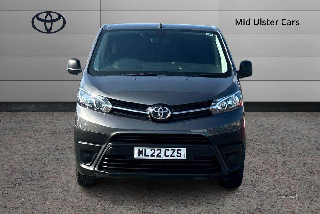 Mar 2022 Toyota Proace 2.0D 140 Icon Crew Van