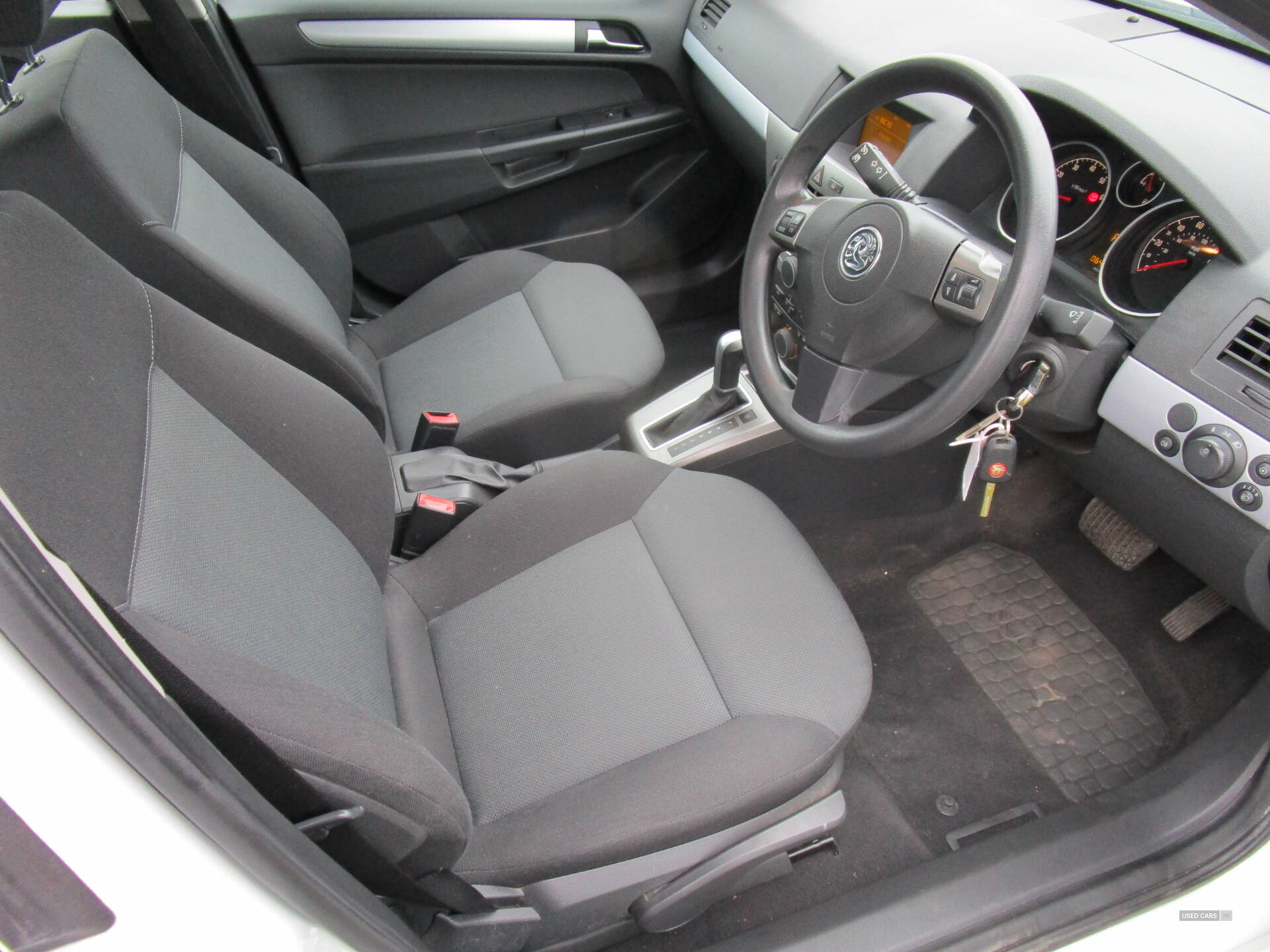 Oct 2006 Vauxhall Astra 1.8i VVT Club 5dr Auto