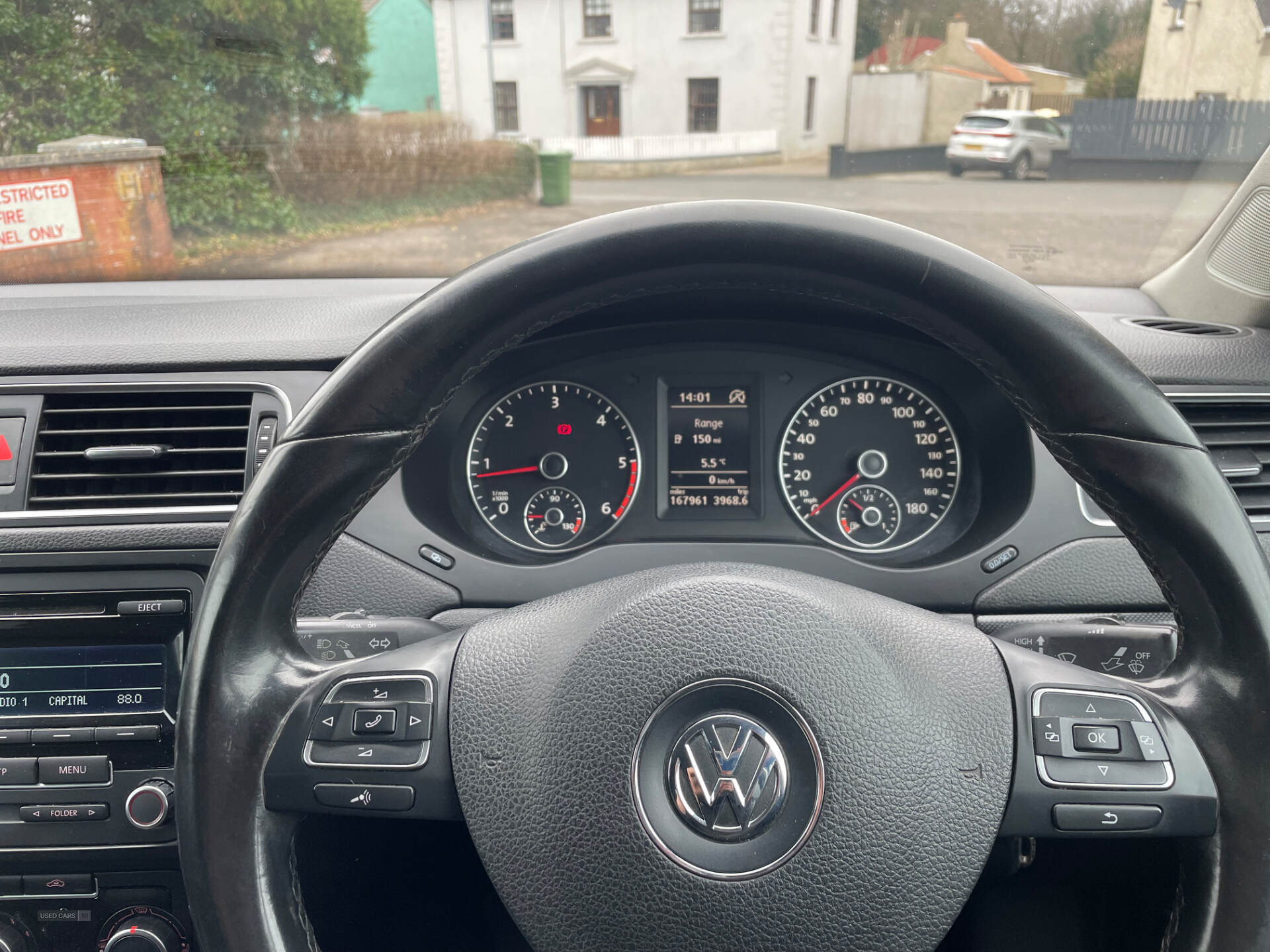 Nov 2011 Volkswagen Jetta 1.6 TDI CR Bluemotion Tech SE 4dr