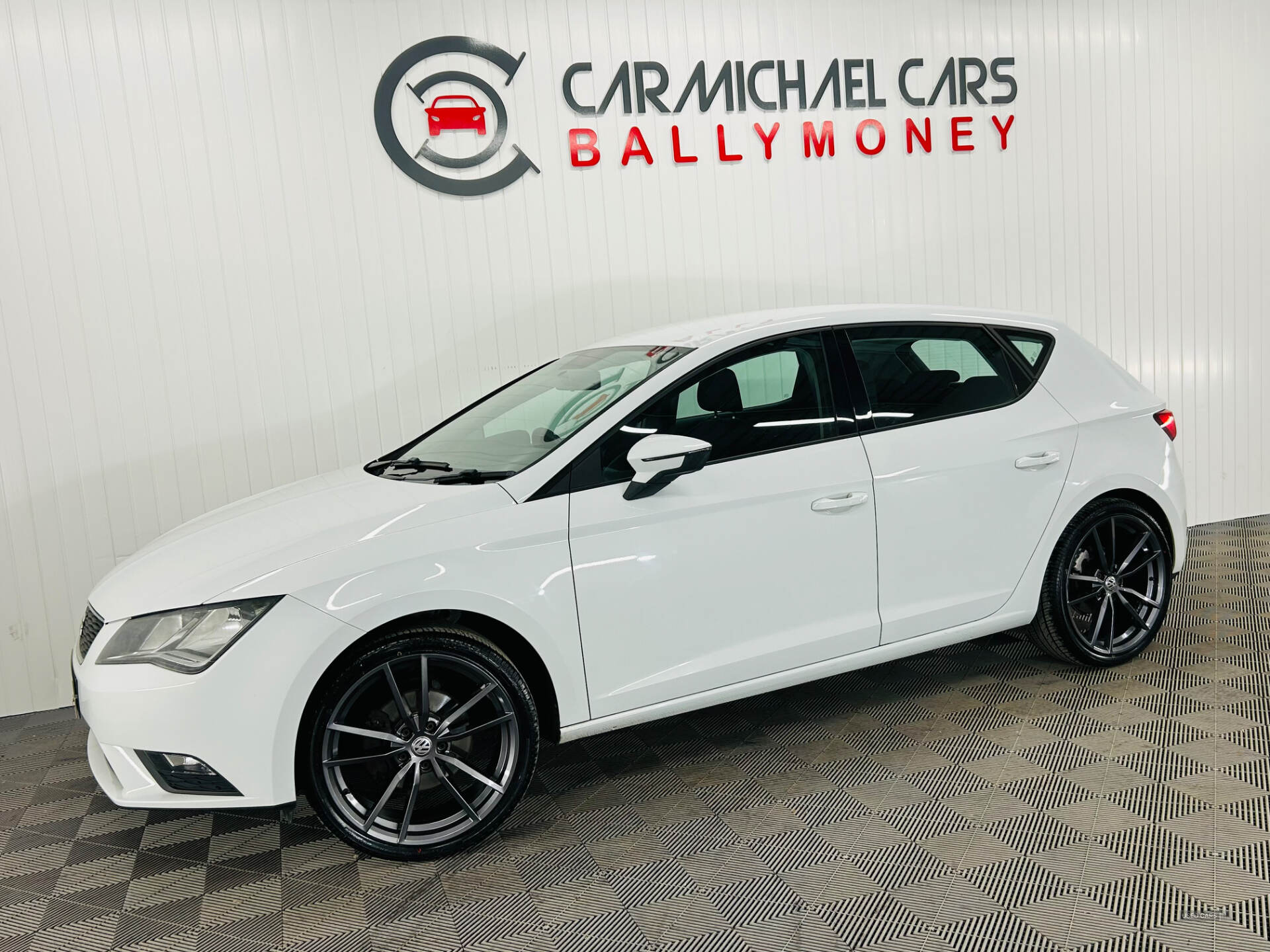 Seat Leon DIESEL HATCHBACK in Antrim