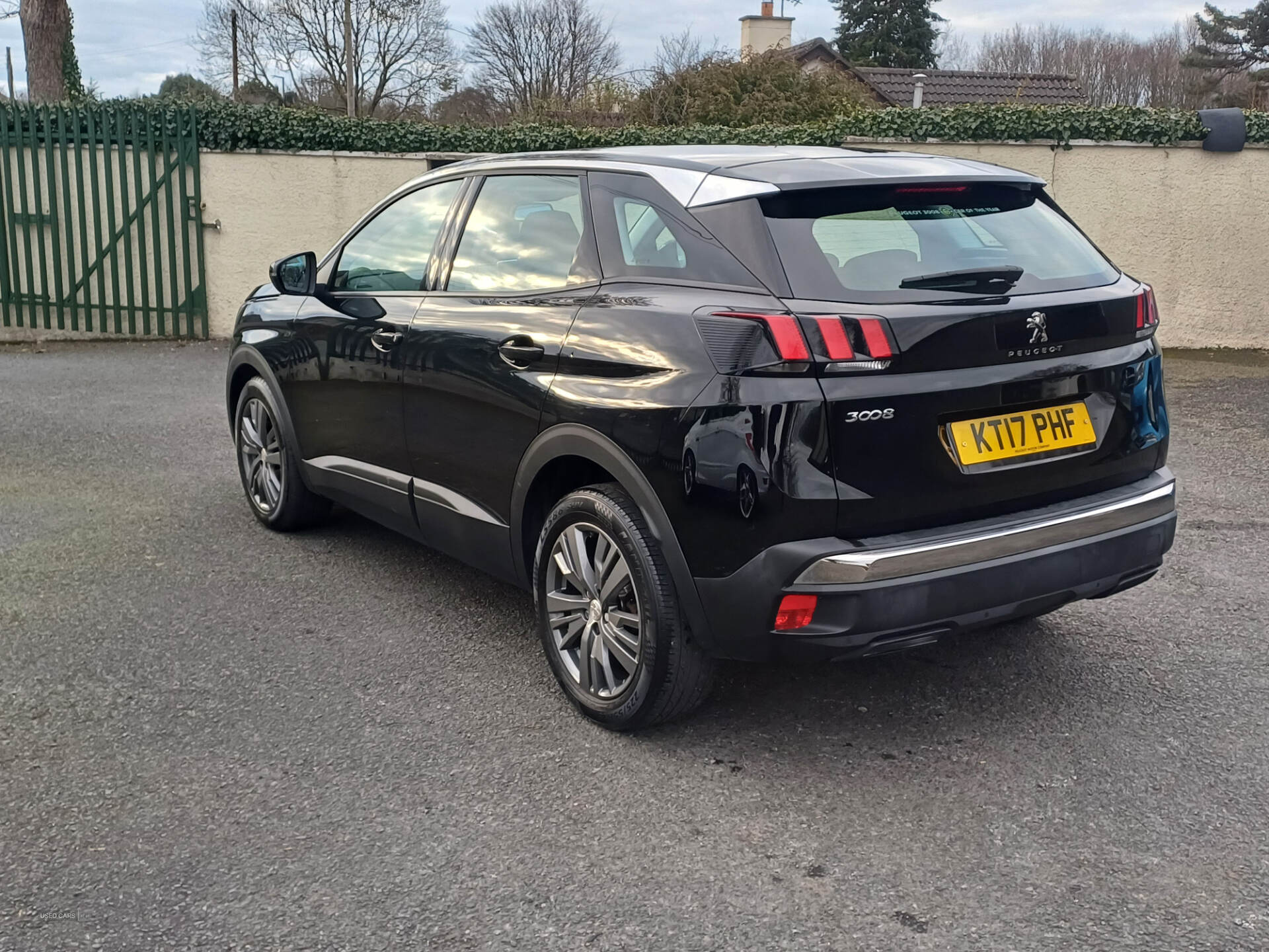 Jun 2017 Peugeot 3008 1.6 BlueHDi 120 Active 5dr