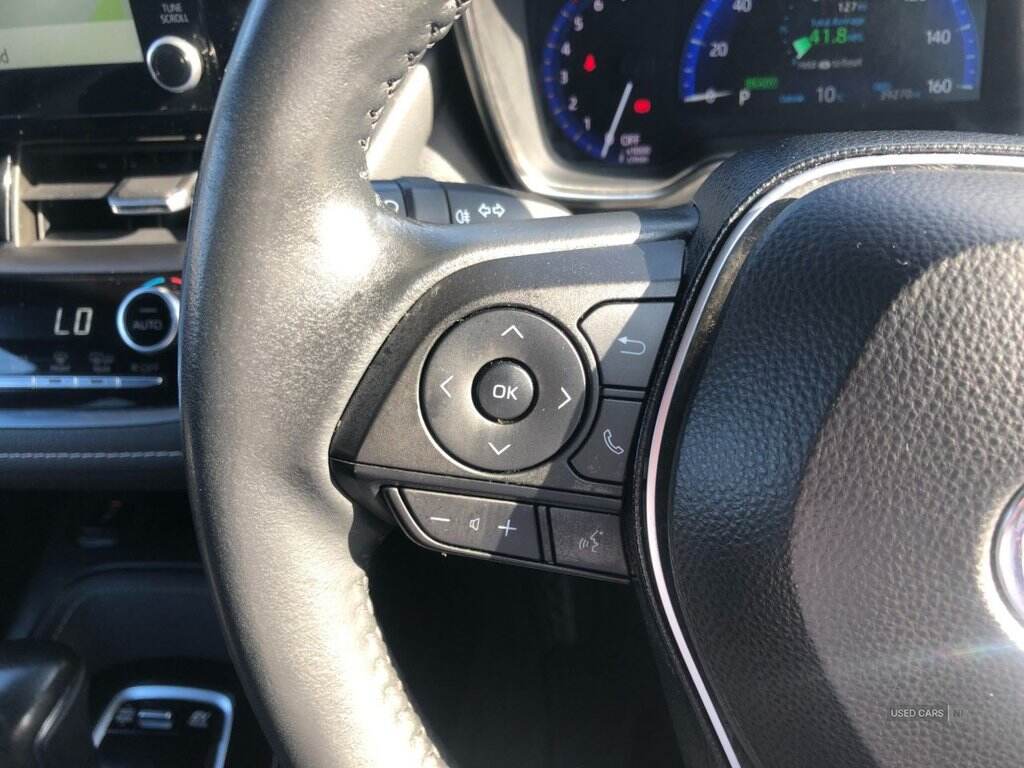 Dec 2021 Toyota Corolla 1.8 VVT-i Hybrid Design 5dr CVT