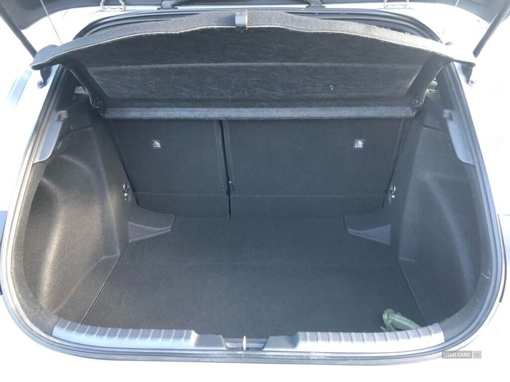 Dec 2021 Toyota Corolla 1.8 VVT-i Hybrid Design 5dr CVT