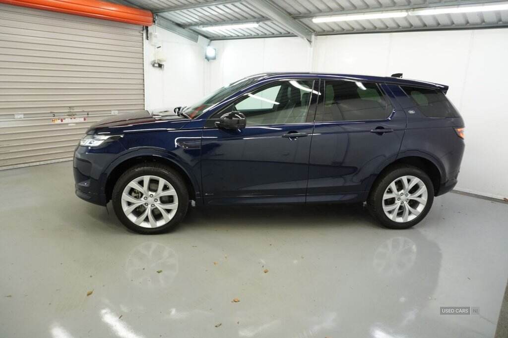 Apr 2021 Land Rover Discovery Sport 2.0 D165 R-Dynamic S Plus 5dr Auto
