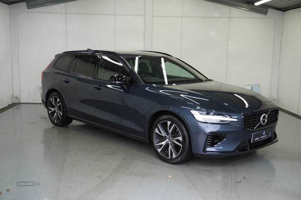 Mar 2021 Volvo V60 2.0 T6 Recharge PHEV R DESIGN 5dr AWD Auto