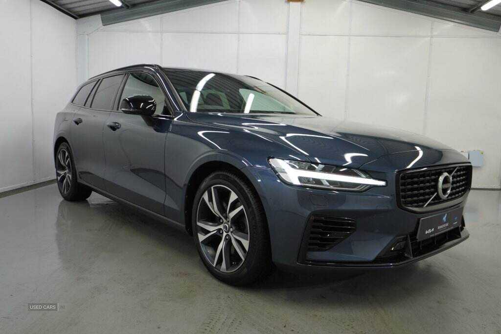 Mar 2021 Volvo V60 2.0 T6 Recharge PHEV R DESIGN 5dr AWD Auto