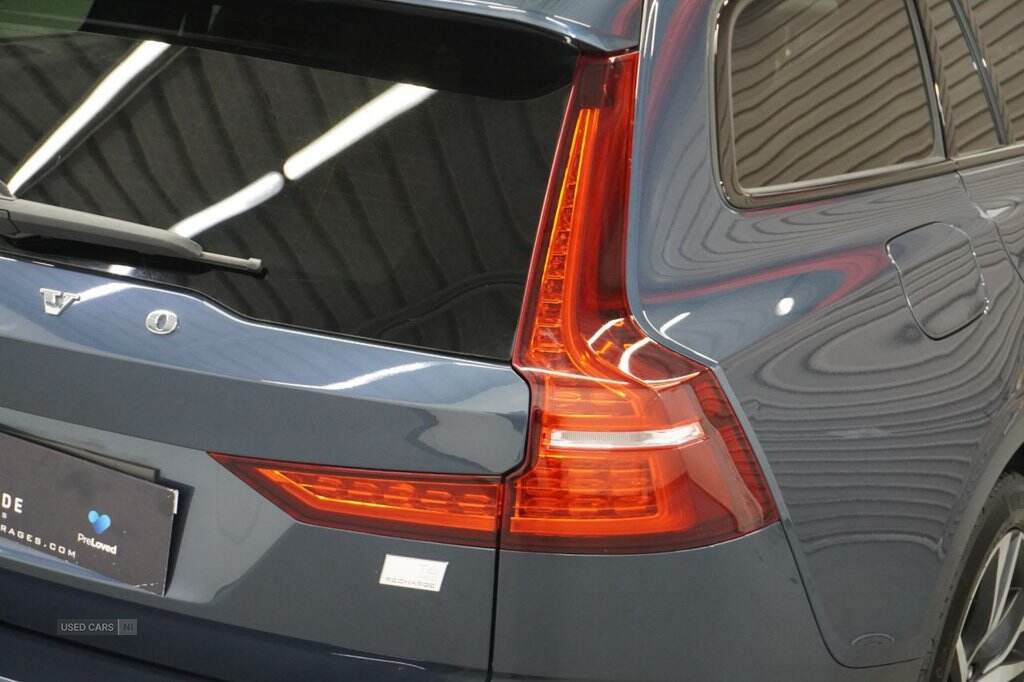 Mar 2021 Volvo V60 2.0 T6 Recharge PHEV R DESIGN 5dr AWD Auto