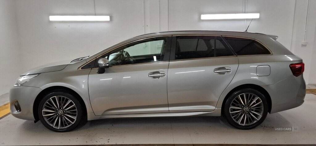 May 2017 Toyota Avensis 1.6D Design 5dr