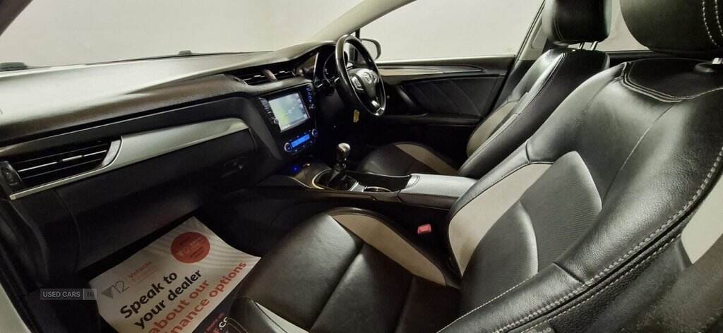 May 2017 Toyota Avensis 1.6D Design 5dr
