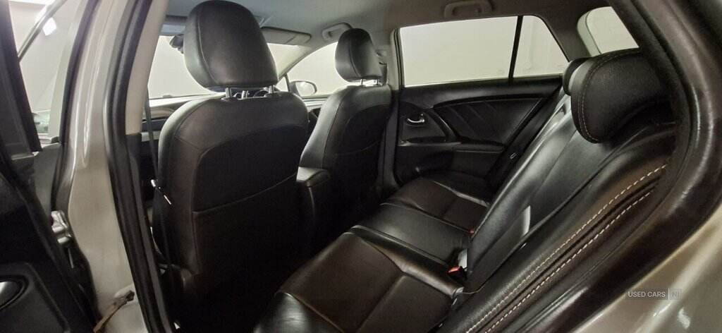 May 2017 Toyota Avensis 1.6D Design 5dr