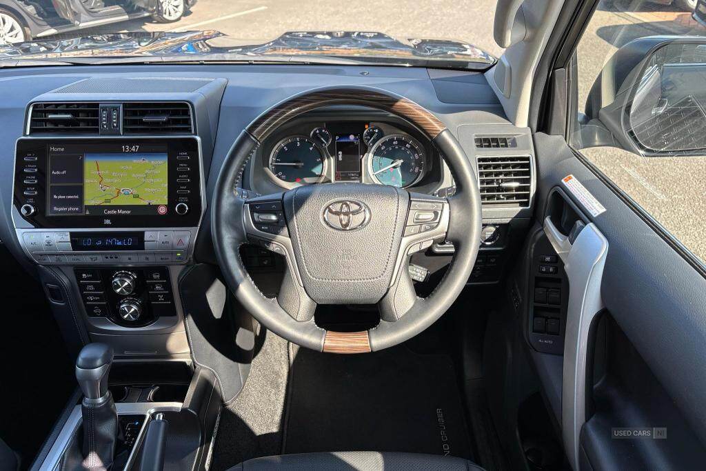 Jan 2023 Toyota Land Cruiser 2.8 D-4D 204 Invincible 5dr Auto 7 Seats