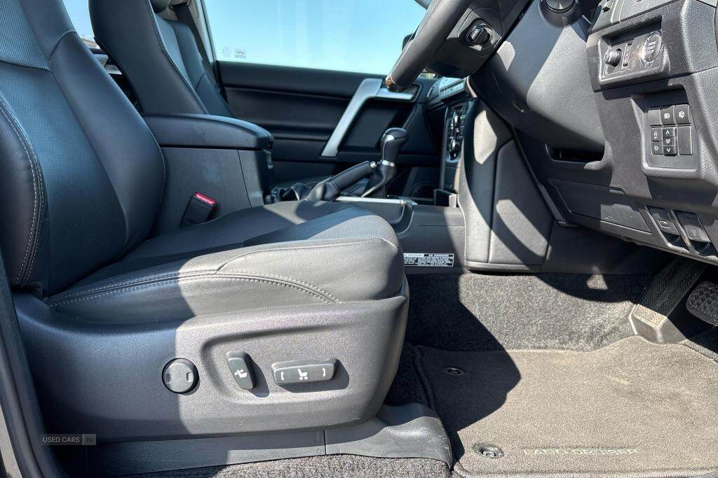 Jan 2023 Toyota Land Cruiser 2.8 D-4D 204 Invincible 5dr Auto 7 Seats