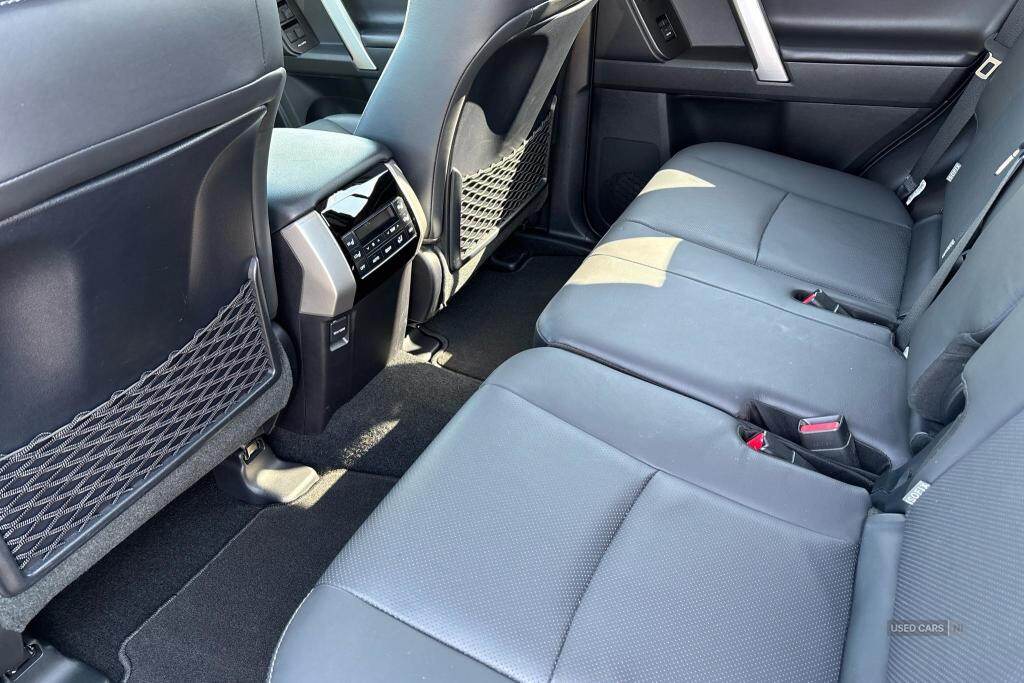 Jan 2023 Toyota Land Cruiser 2.8 D-4D 204 Invincible 5dr Auto 7 Seats