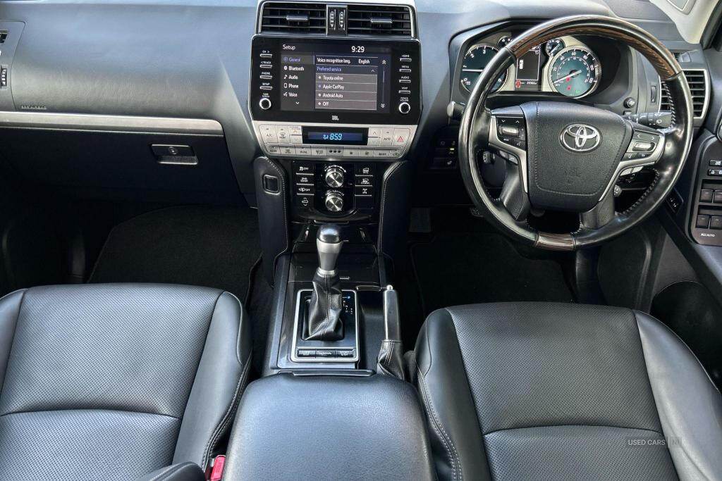 Sep 2022 Toyota Land Cruiser 2.8 D-4D 204 Invincible 5dr Auto 7 Seats [Sunroof]