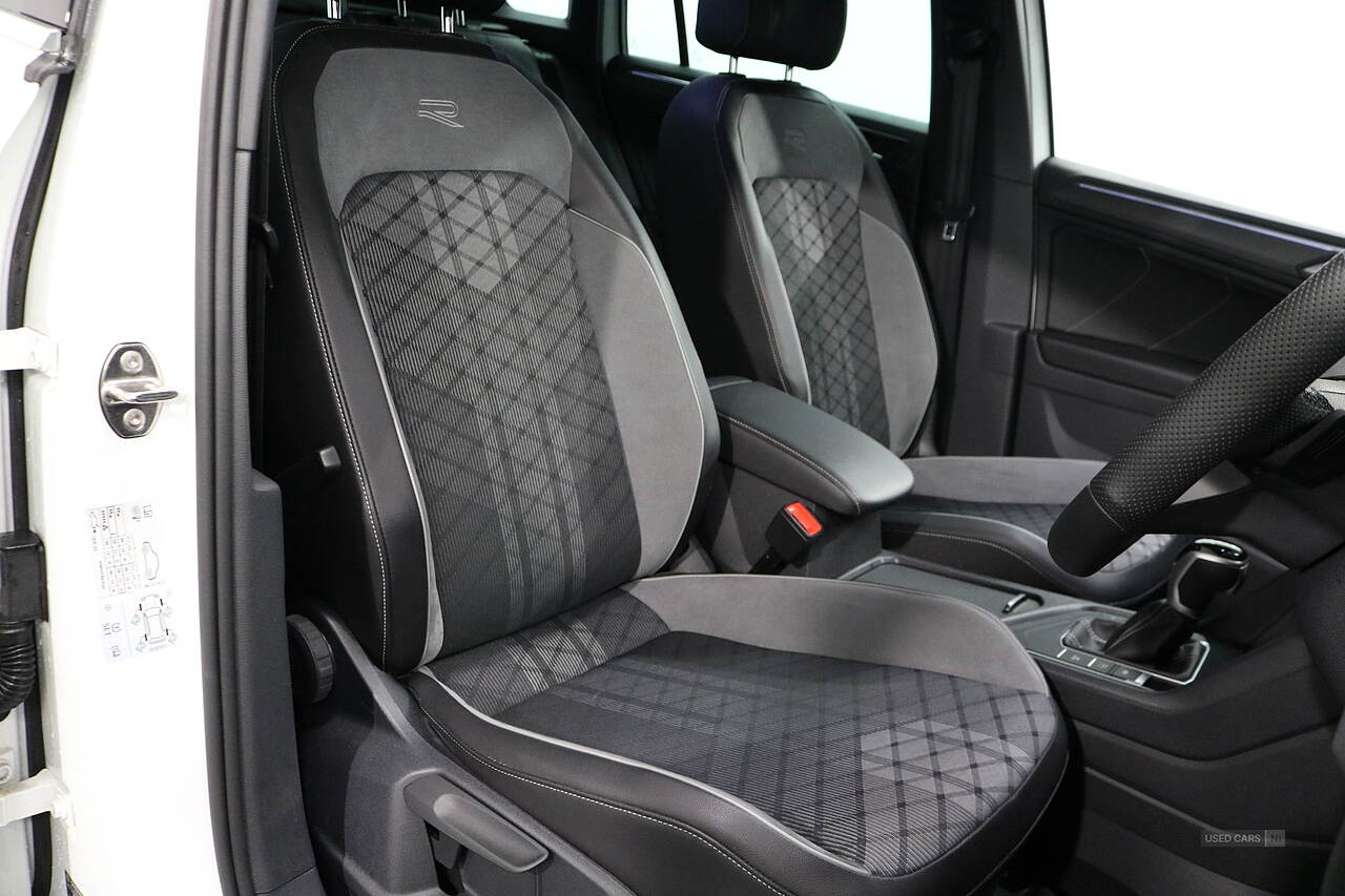Dec 2021 Volkswagen Tiguan 2.0 TDI R-Line 5dr DSG