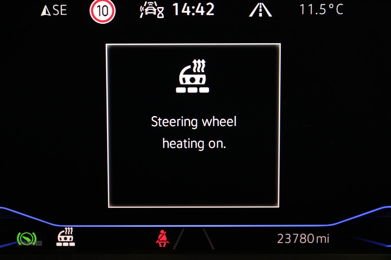 Dec 2021 Volkswagen Tiguan 2.0 TDI R-Line 5dr DSG
