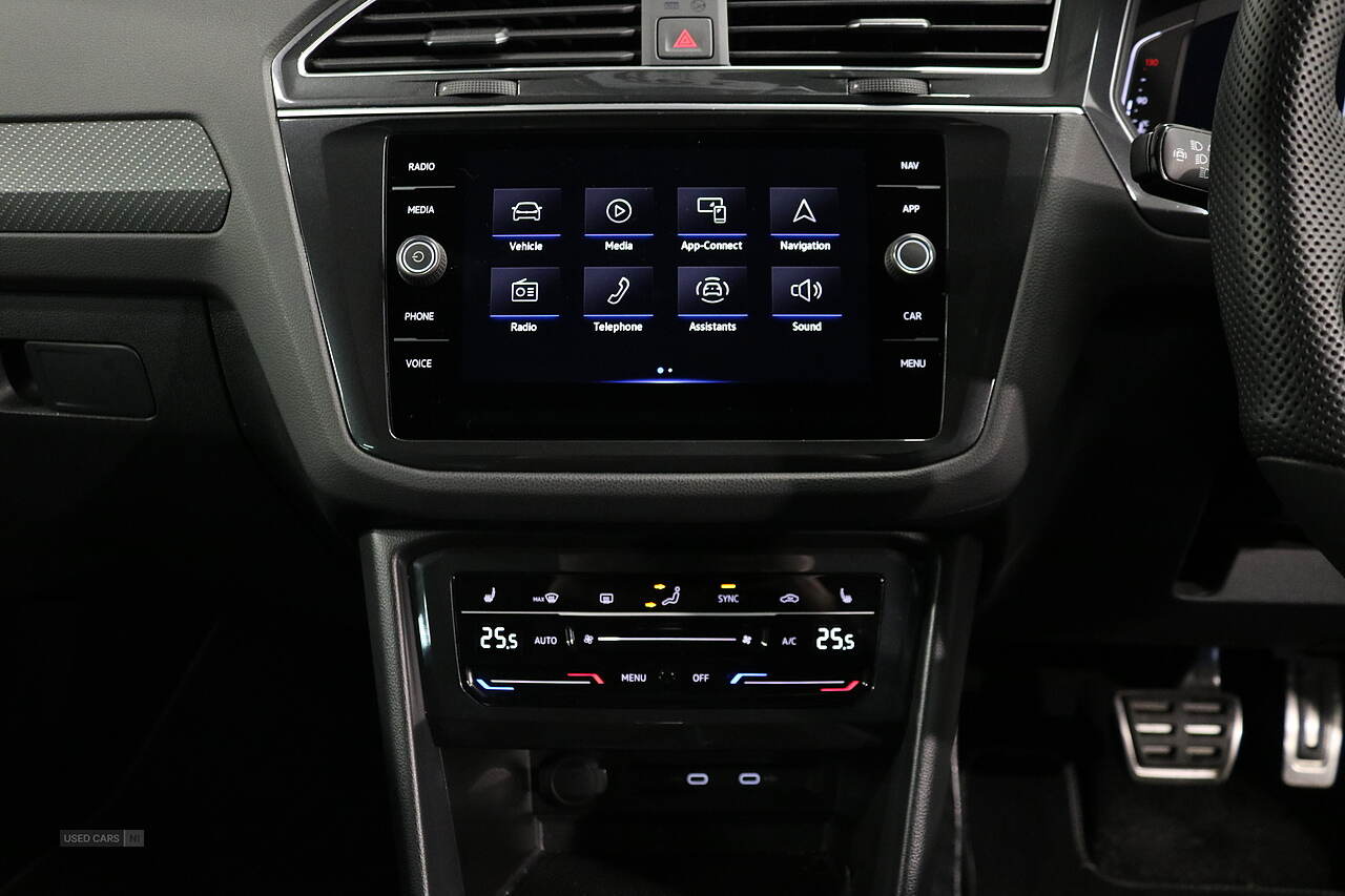 Dec 2021 Volkswagen Tiguan 2.0 TDI R-Line 5dr DSG