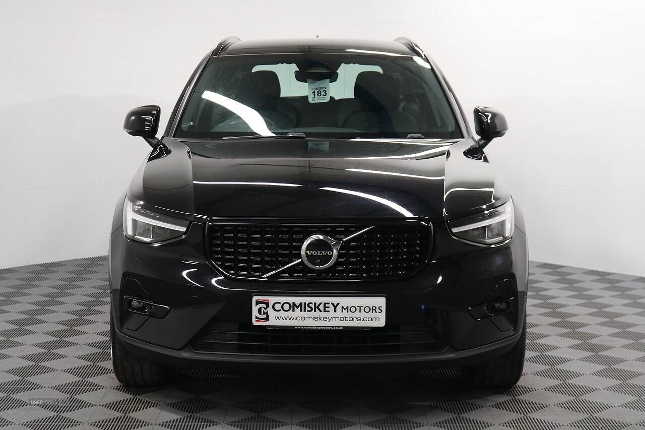 Apr 2023 Volvo XC40 2.0 B3P Plus Dark 5dr Auto