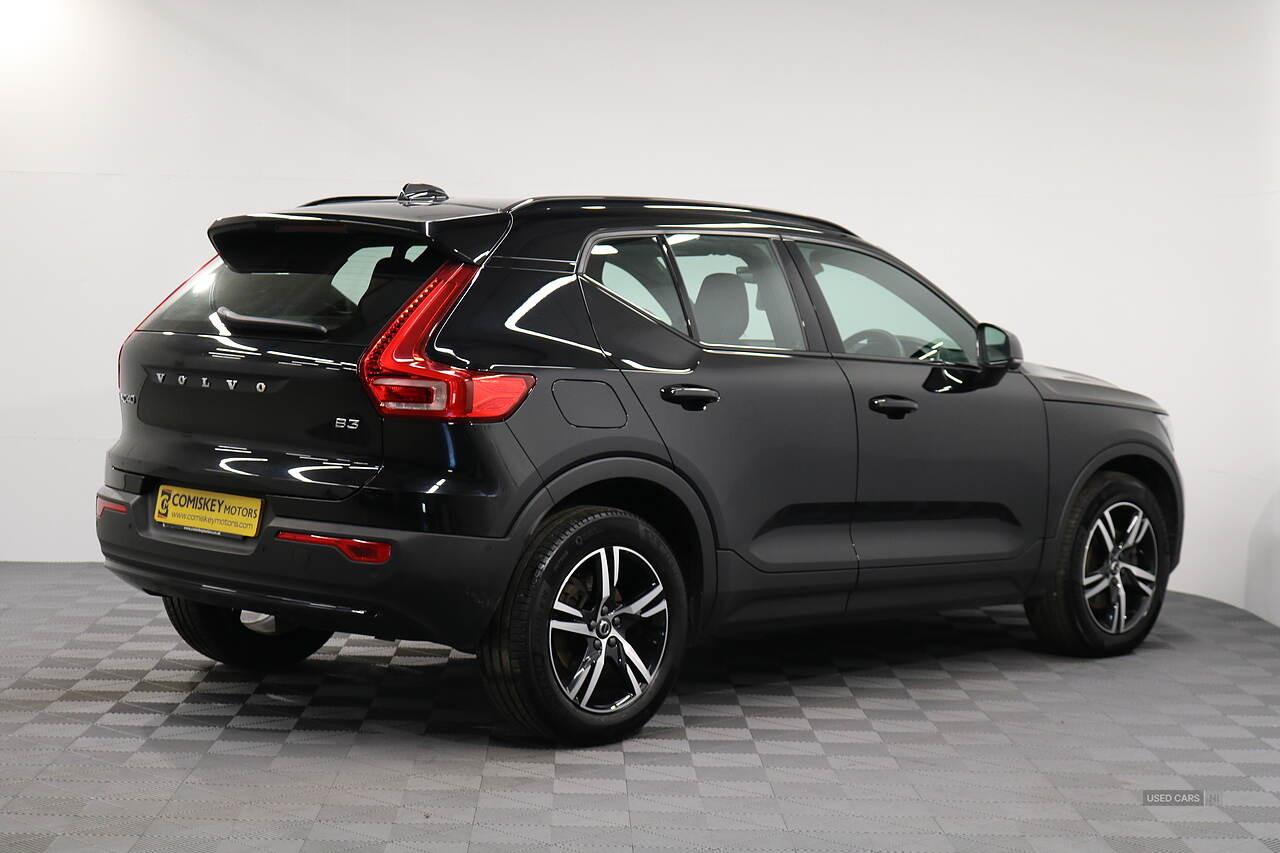Apr 2023 Volvo XC40 2.0 B3P Plus Dark 5dr Auto