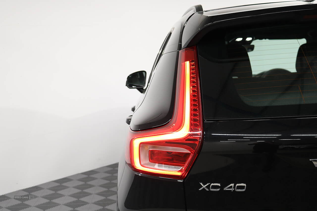 Apr 2023 Volvo XC40 2.0 B3P Plus Dark 5dr Auto