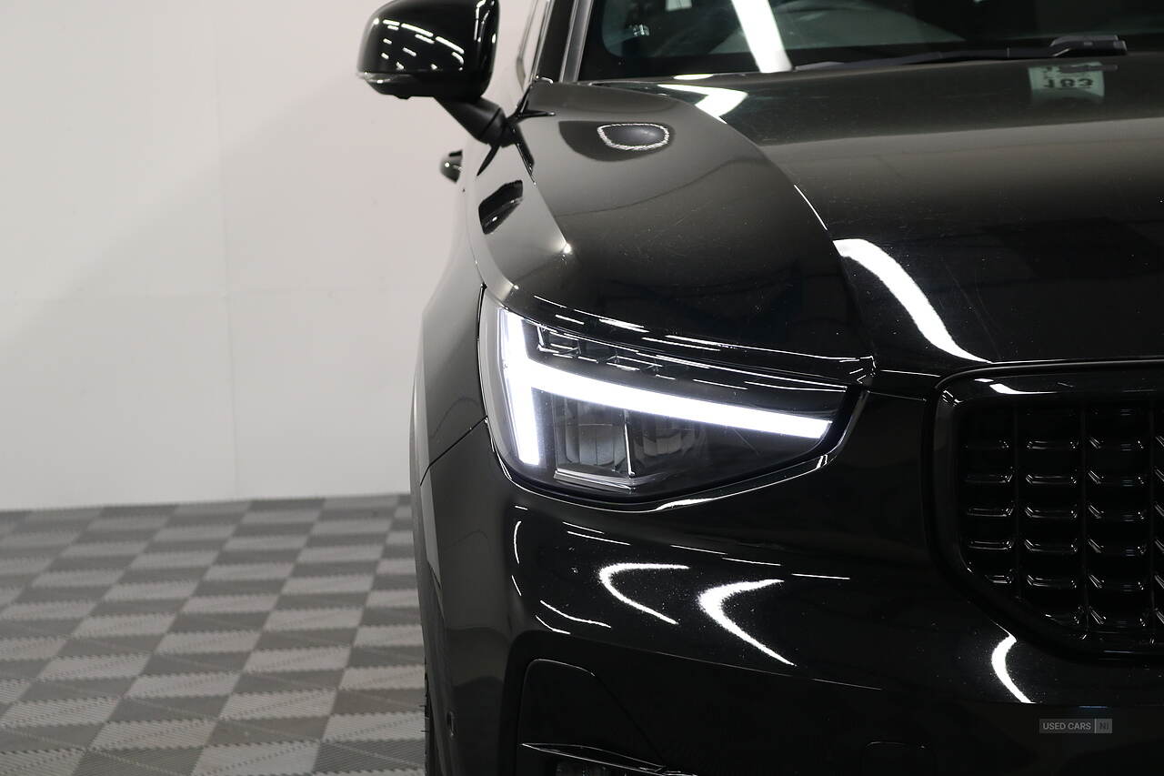 Apr 2023 Volvo XC40 2.0 B3P Plus Dark 5dr Auto