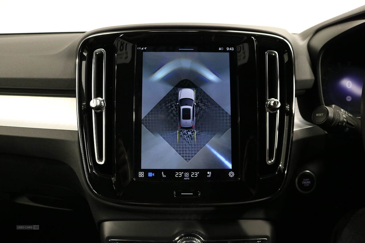 Apr 2023 Volvo XC40 2.0 B3P Plus Dark 5dr Auto