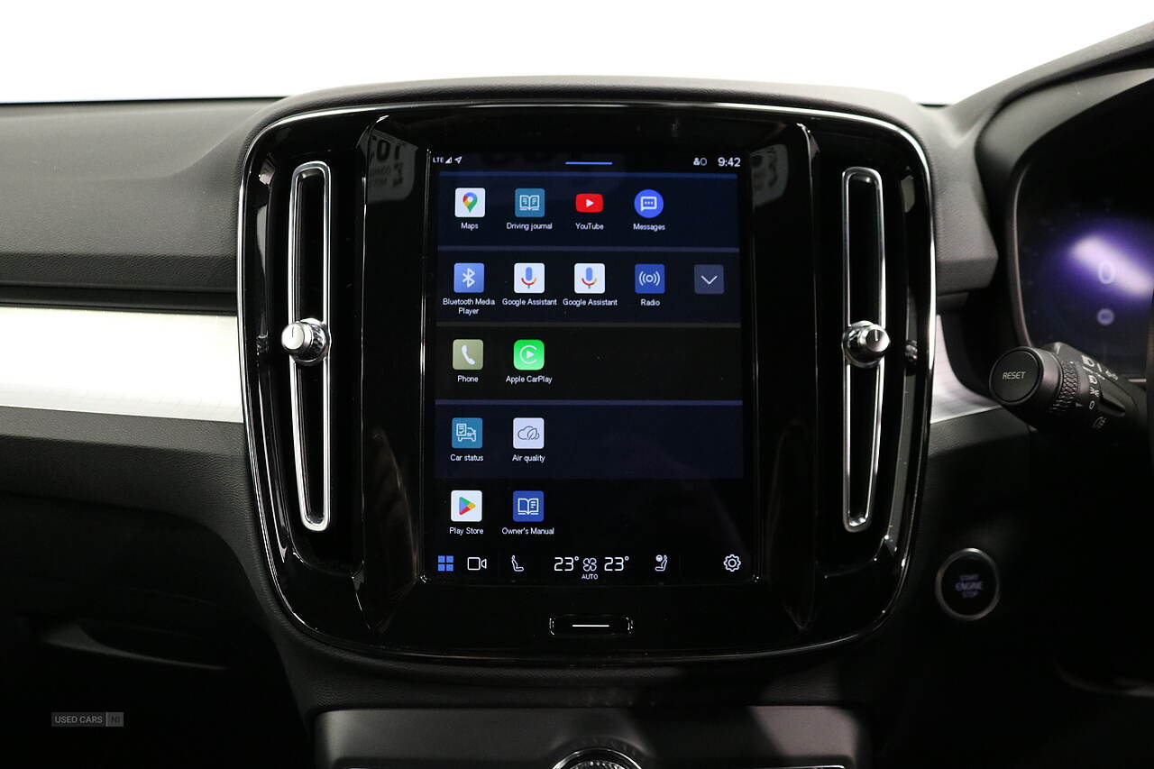 Apr 2023 Volvo XC40 2.0 B3P Plus Dark 5dr Auto