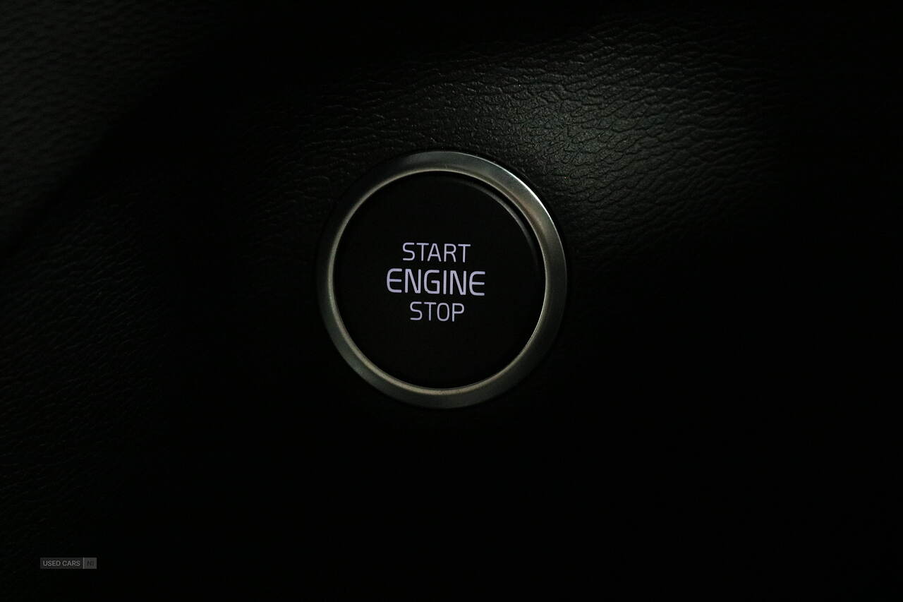 Apr 2023 Volvo XC40 2.0 B3P Plus Dark 5dr Auto