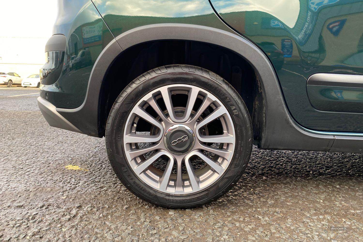 Mar 2021 Fiat 500L 1.4 Cross 5dr