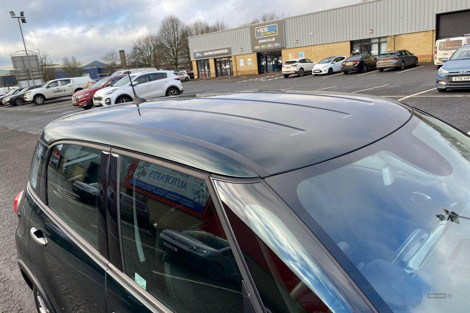 Mar 2021 Fiat 500L 1.4 Cross 5dr