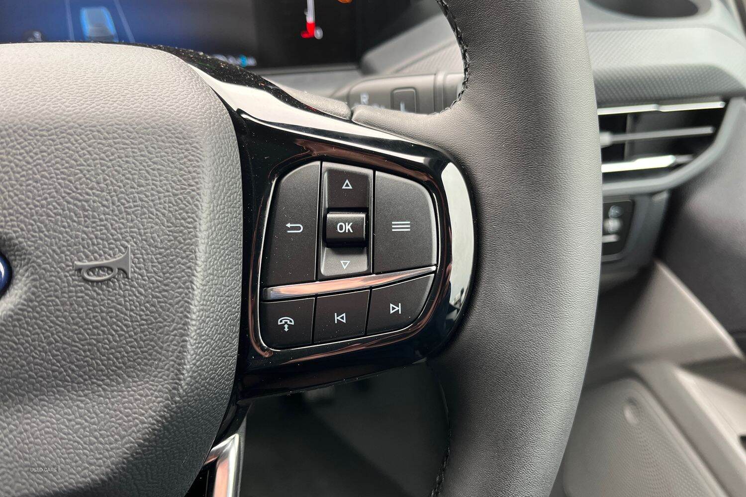 Ford Transit Custom 320 Limited AUTO L1 SWB 2.5 232PS PHEV CVT 6.2 FWD Low Roof, ANDROID AUTO - APPLE CAR PLAY, SAT NAV, IN STOCK