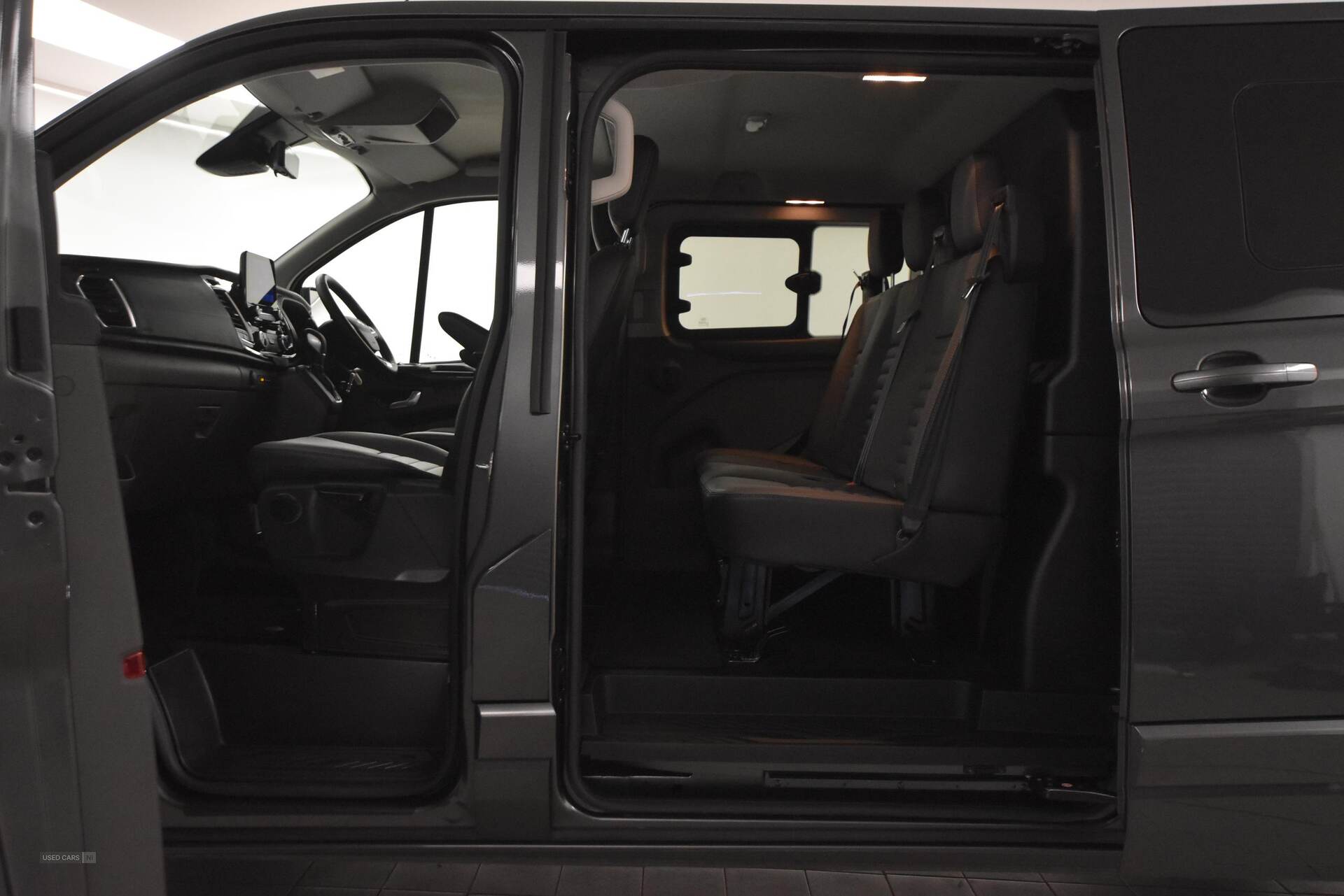 2023 Ford Transit Custom 2.0 EcoBlue 170ps Low Roof D/Cab Limited Van Auto
