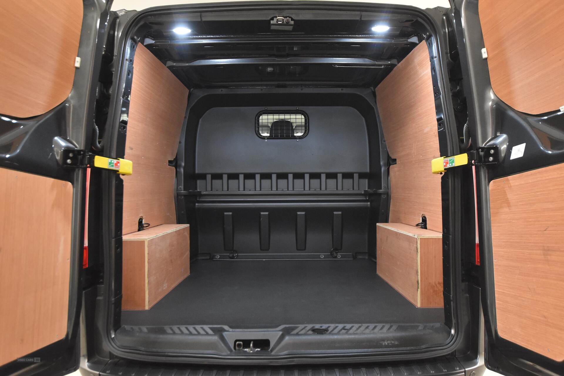 2023 Ford Transit Custom 2.0 EcoBlue 170ps Low Roof D/Cab Limited Van Auto