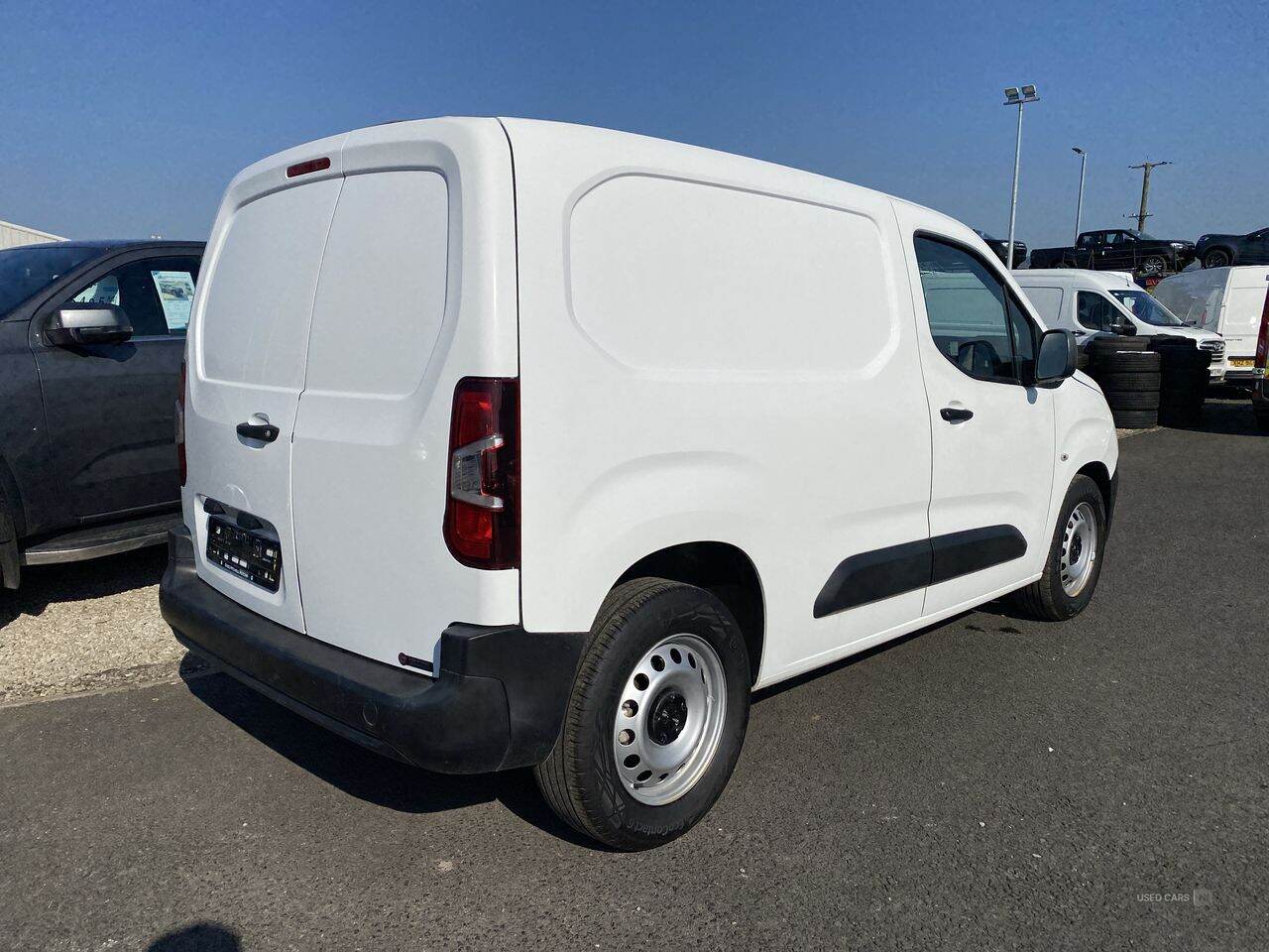 May 2019 Peugeot Partner 1000 1.6 BlueHDi 100 Grip Van