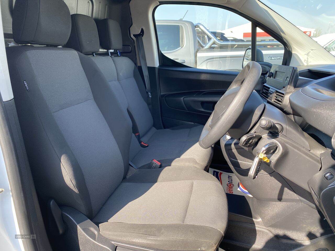 May 2019 Peugeot Partner 1000 1.6 BlueHDi 100 Grip Van
