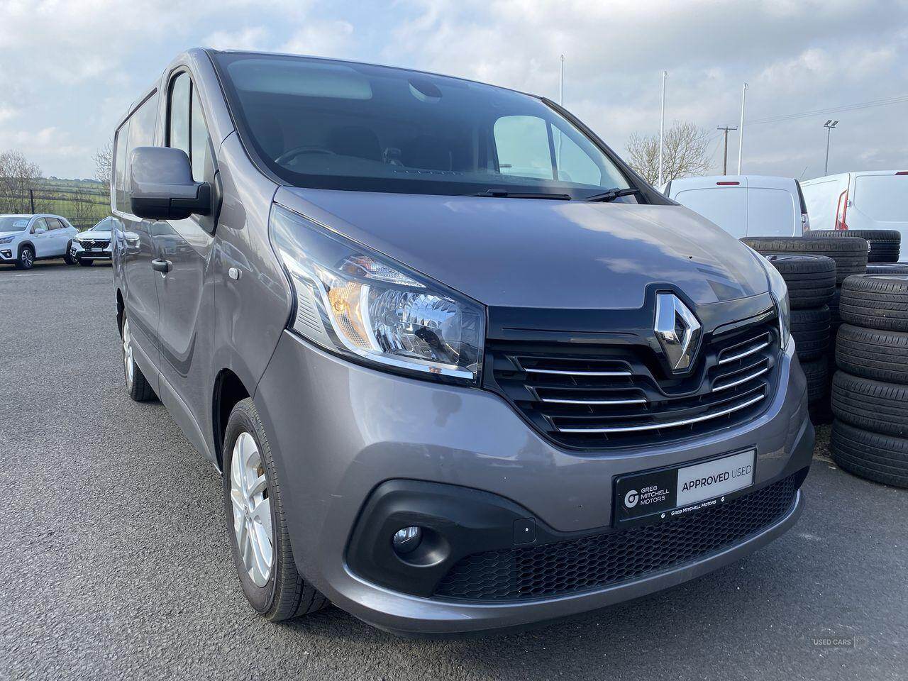 Jan 2019 Renault Trafic SL27 ENERGY dCi 125 Premier Edition Van