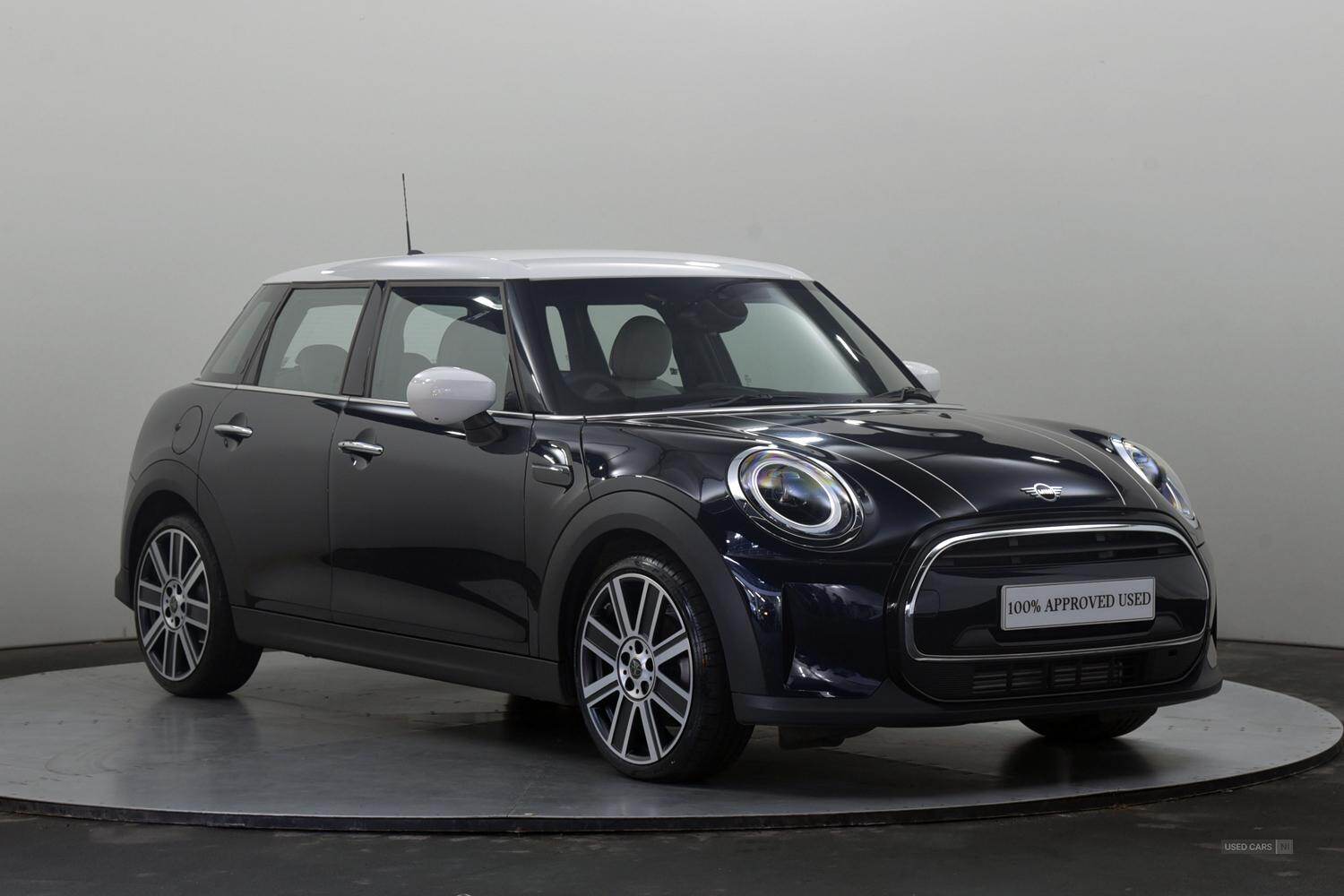 Jan 2023 MINI HATCHBACK 1.5 Cooper Exclusive 5dr Auto