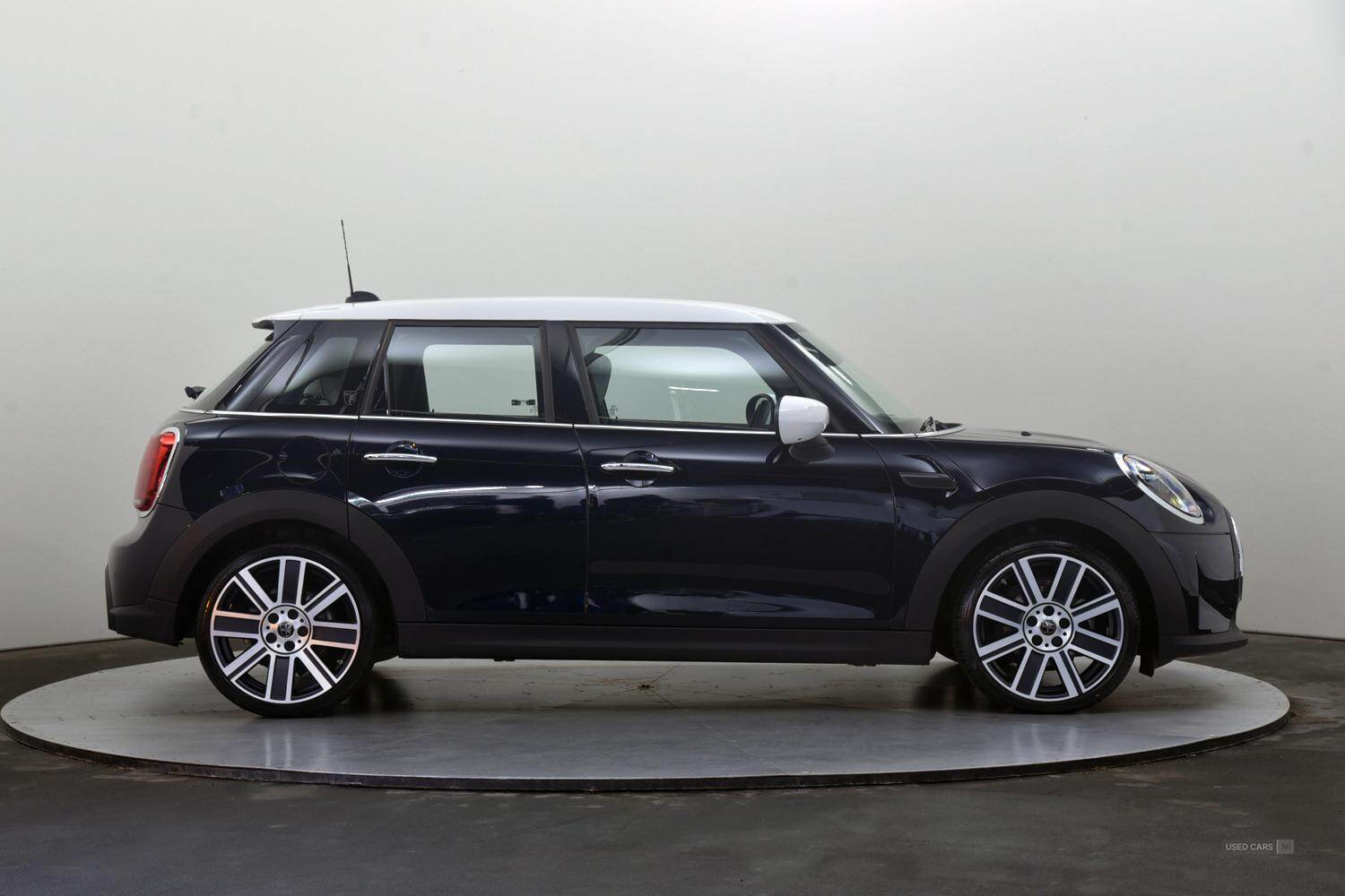 Jan 2023 MINI HATCHBACK 1.5 Cooper Exclusive 5dr Auto