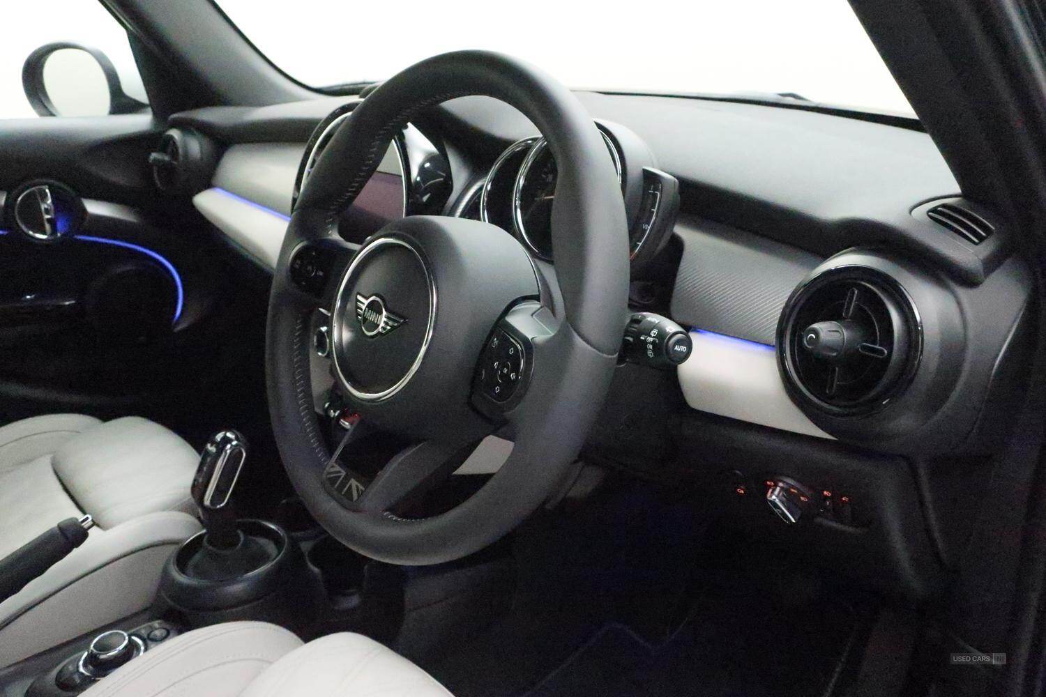 Jan 2023 MINI HATCHBACK 1.5 Cooper Exclusive 5dr Auto