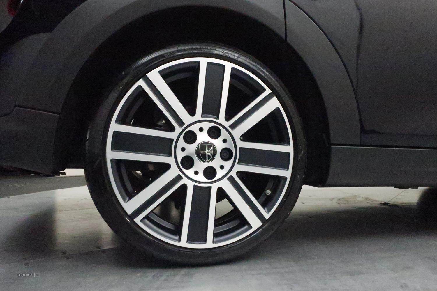Jan 2023 MINI HATCHBACK 1.5 Cooper Exclusive 5dr Auto