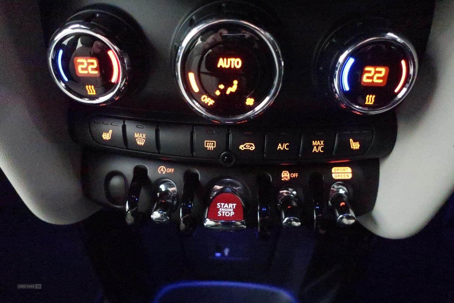 Jan 2023 MINI HATCHBACK 1.5 Cooper Exclusive 5dr Auto